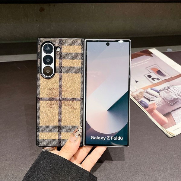 Burberry Luxury samsung z flip 6 5 4 fold 6 7 Case Back Cover schutzhülle samsung z flip 6 5 4 Case Custodia Hulle Fundaoriginal luxury fake case samsung z flip 7 4 5 6 cover shell Luxury samsung z flip 7 6 5 4 3 fold 4 5 6 7 phone case Case Back Cover 