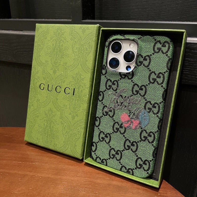 Gucci Luxury designer iPhone 16 plus 15 17 pro max 16e 15 14 case coque cover Luxury iPhone 17 16 15 Pro max 14 13 Case Back Cover coque ledertasche Fashion Brand Full Cover housse Gucci iphone 17plus 14 15 16e Custodia Hulle Funda 