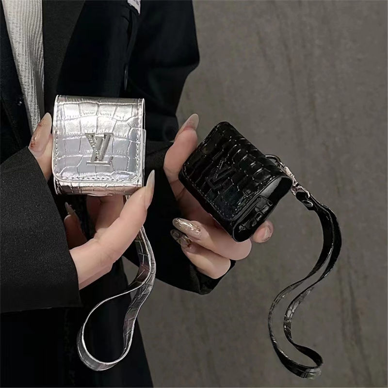 Lv Wireless Charging Case for AirPods 1 2 3 4 pro pro2Luxury Designer Airpods pro2 4 3 2 Protective Case Cover hülle coqueairpods Waterproof Case Shock Proof Protective CoverWireless Charging Airpods pro 4 2 3 1 Earbuds Case Cover Skin Shell